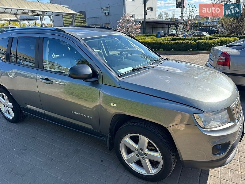 Внедорожник / Кроссовер Jeep Compass 2012 в Киеве