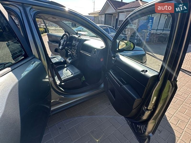 Внедорожник / Кроссовер Jeep Compass 2012 в Киеве
