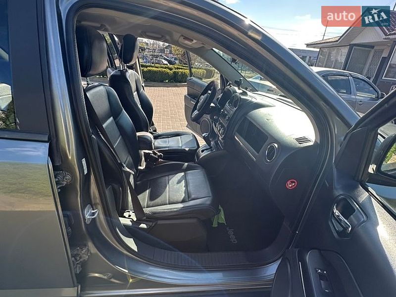 Внедорожник / Кроссовер Jeep Compass 2012 в Киеве