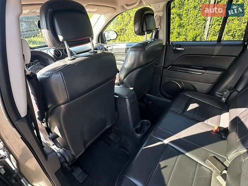 Внедорожник / Кроссовер Jeep Compass 2012 в Киеве