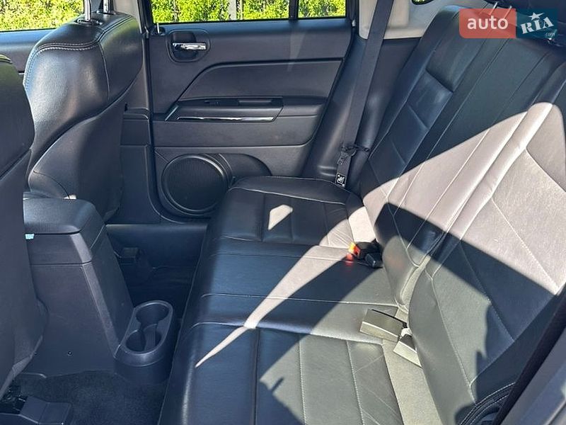 Внедорожник / Кроссовер Jeep Compass 2012 в Киеве