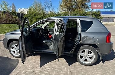 Внедорожник / Кроссовер Jeep Compass 2012 в Киеве