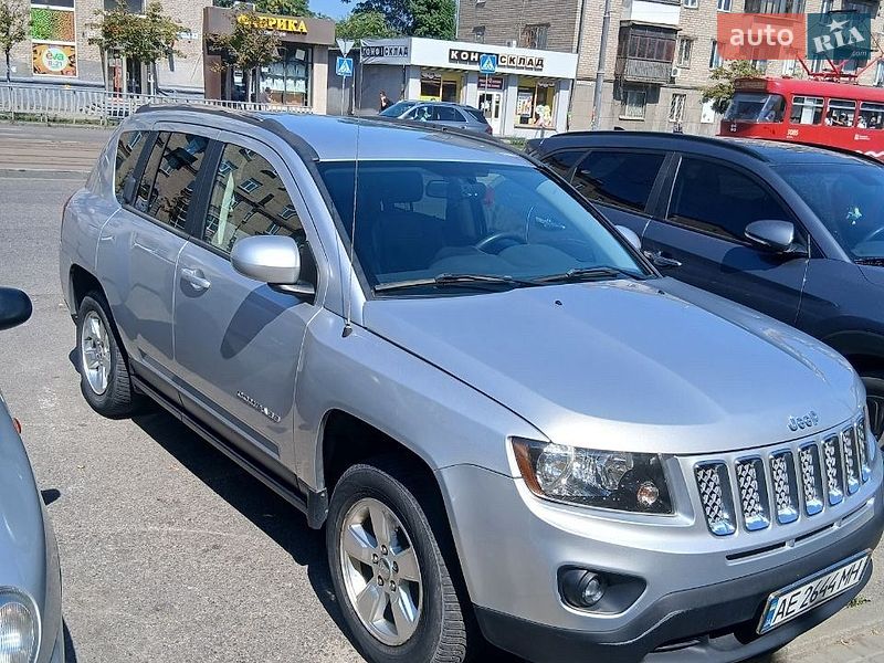 Внедорожник / Кроссовер Jeep Compass 2013 в Днепре