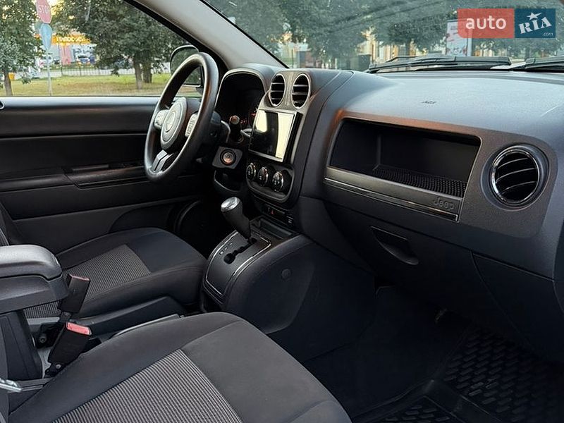 Внедорожник / Кроссовер Jeep Compass 2012 в Киеве