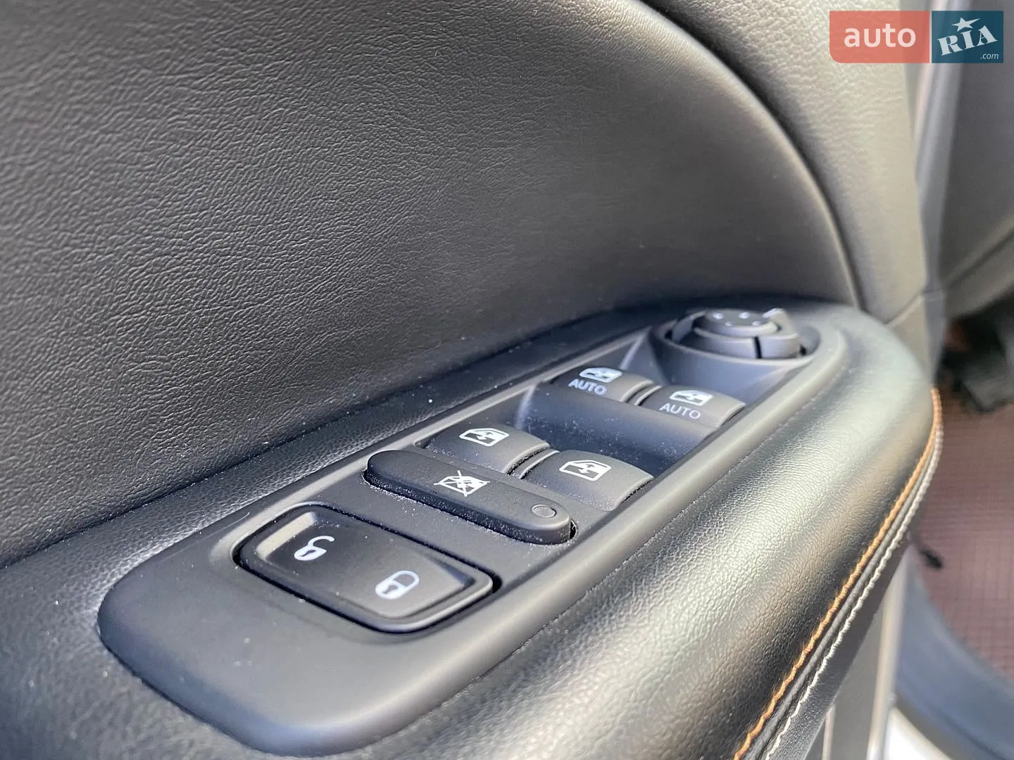 2020 Jeep Compass - мініатюра 34