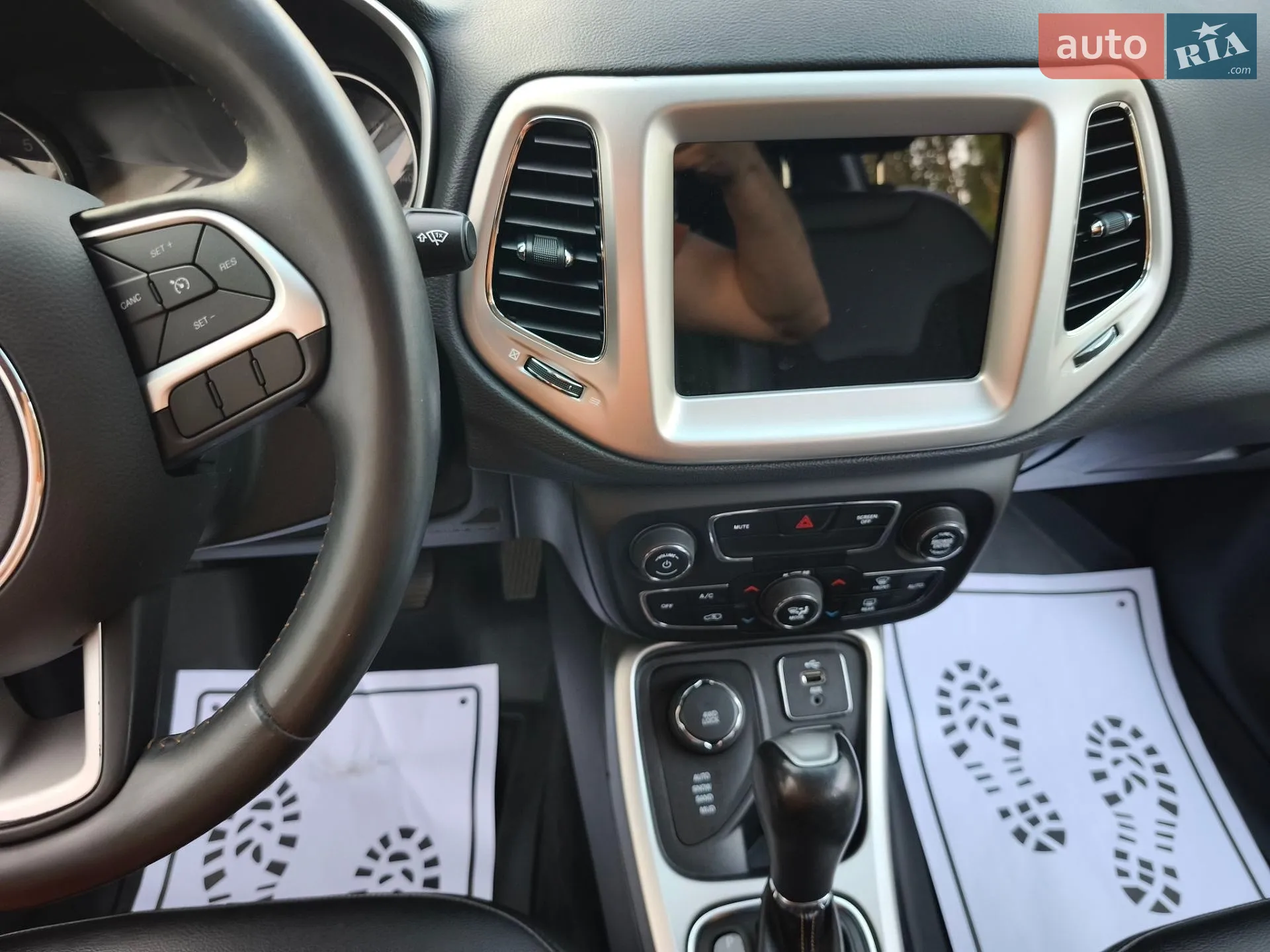 2019 Jeep Compass - мініатюра 24