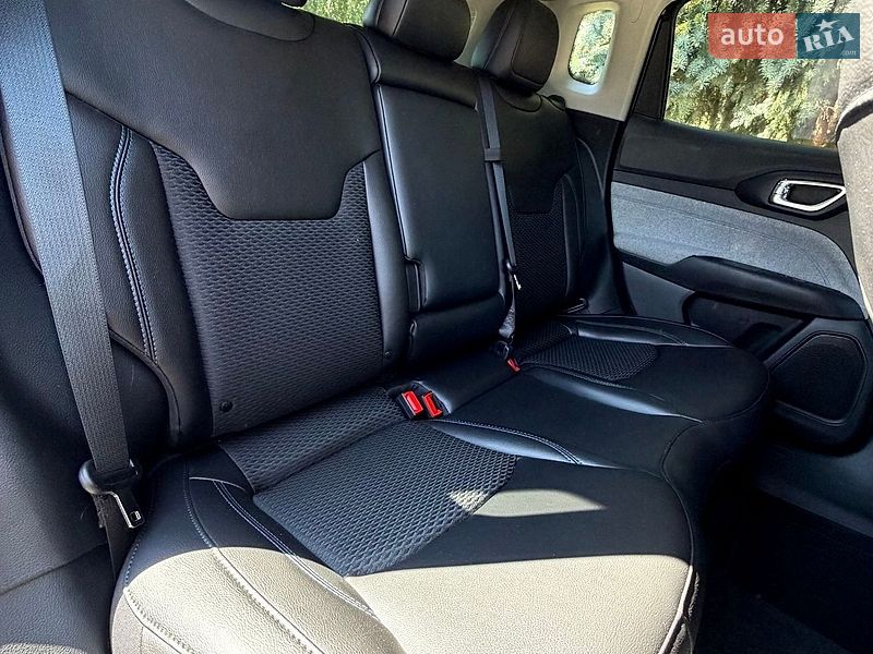Внедорожник / Кроссовер Jeep Compass 2021 в Сумах