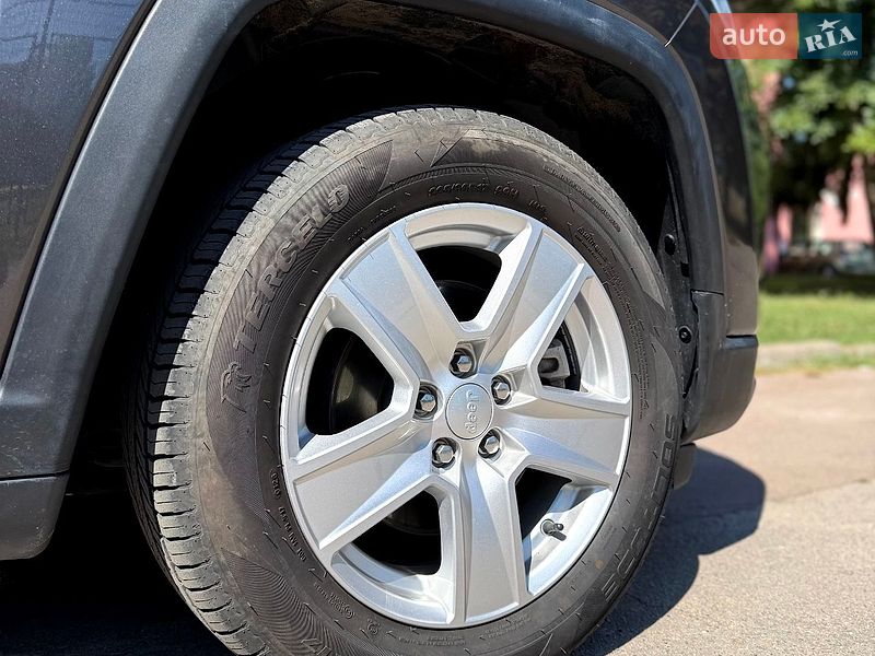 Внедорожник / Кроссовер Jeep Compass 2021 в Сумах