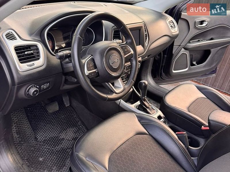 Позашляховик / Кросовер Jeep Compass 2017 в Броварах