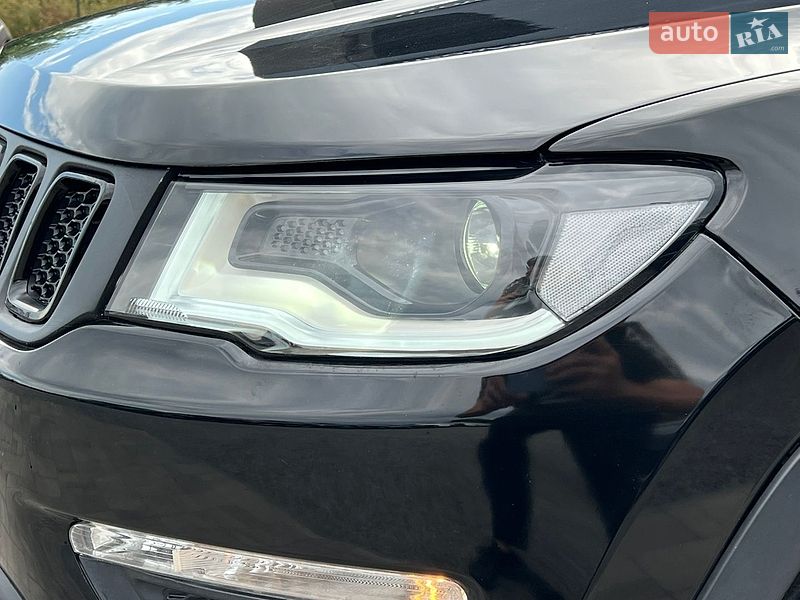 Внедорожник / Кроссовер Jeep Compass 2018 в Ровно