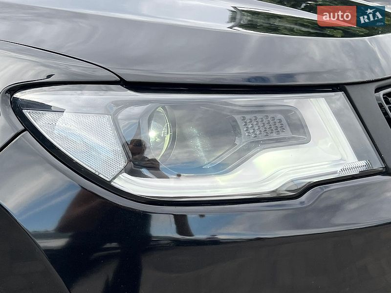 Внедорожник / Кроссовер Jeep Compass 2018 в Ровно