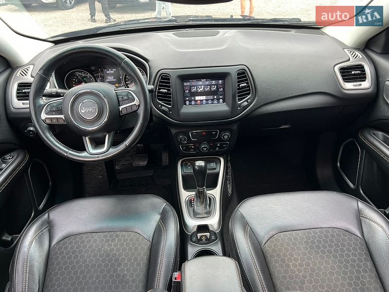 Внедорожник / Кроссовер Jeep Compass 2018 в Ровно