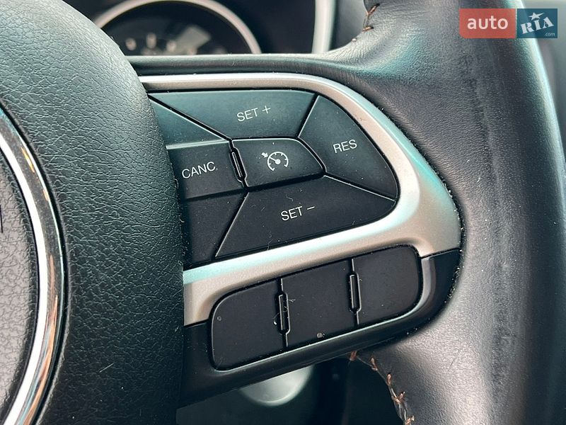 Внедорожник / Кроссовер Jeep Compass 2018 в Ровно