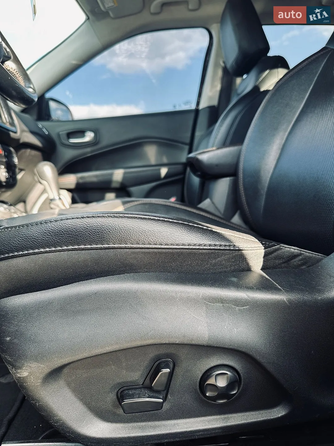 2018 Jeep Compass - мініатюра 30
