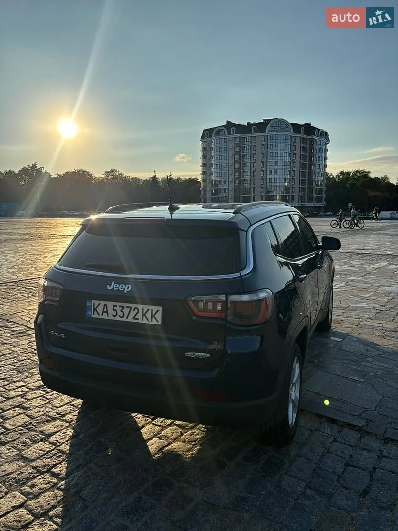 2019 Jeep Compass - мініатюра 2