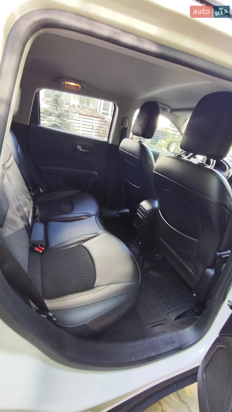 2019 Jeep Compass - мініатюра 41