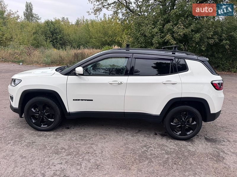 Внедорожник / Кроссовер Jeep Compass 2018 в Ровно