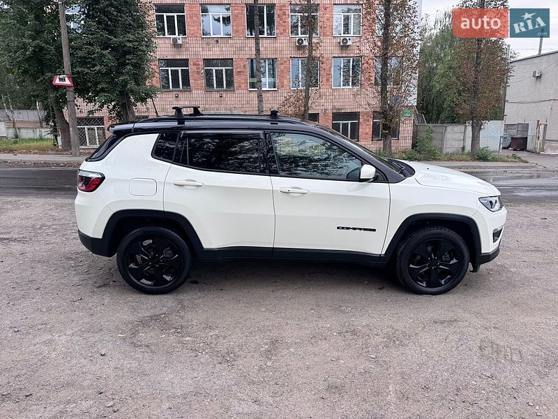 Внедорожник / Кроссовер Jeep Compass 2018 в Ровно