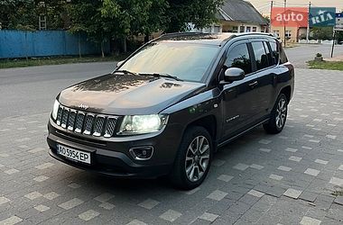Позашляховик / Кросовер Jeep Compass 2014 в Сваляві