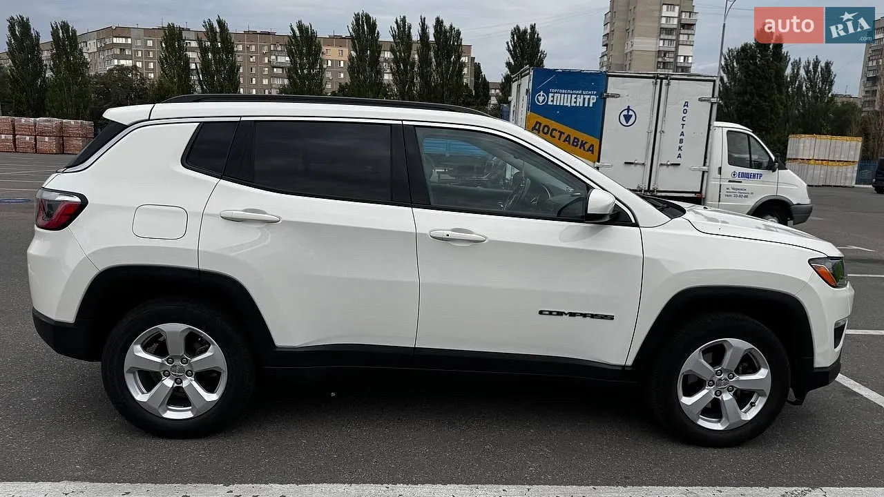 2019 Jeep Compass - мініатюра 4