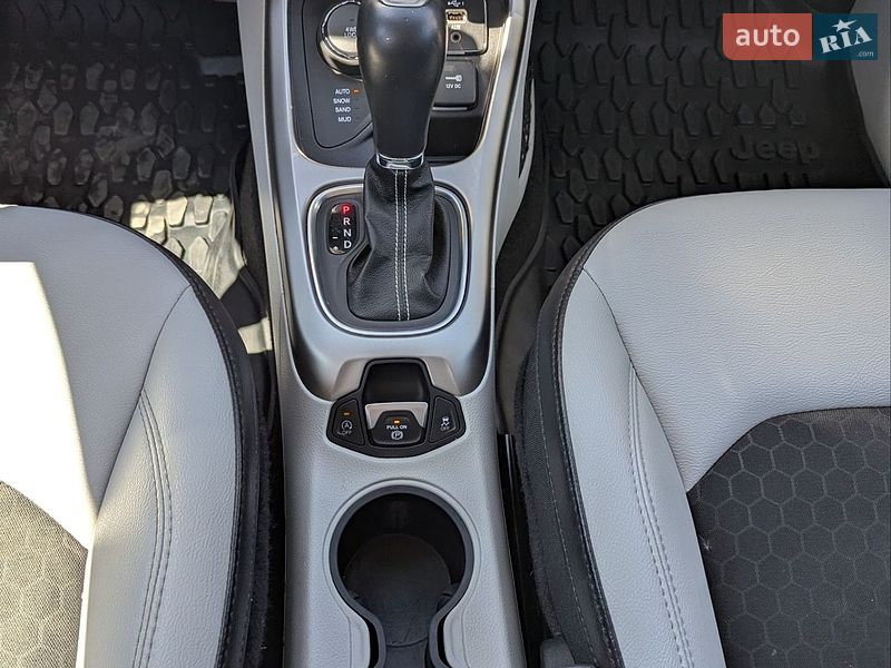 Позашляховик / Кросовер Jeep Compass 2019 в Чернівцях
