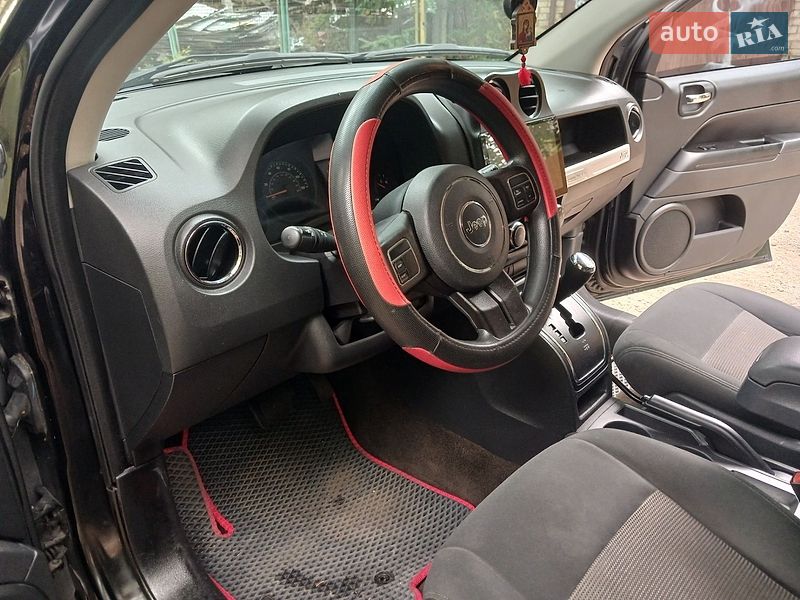 Позашляховик / Кросовер Jeep Compass 2014 в Києві