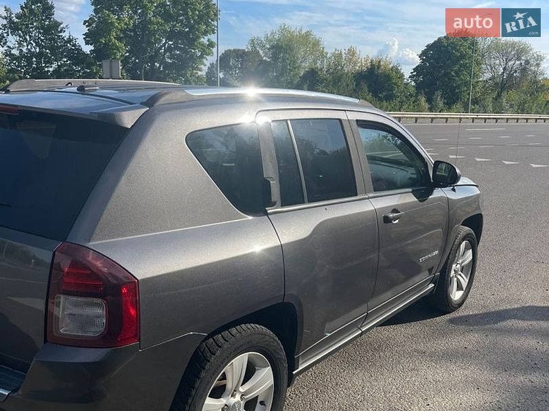 Внедорожник / Кроссовер Jeep Compass 2014 в Валках