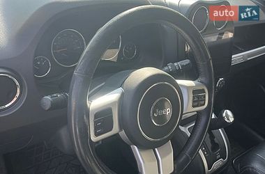 Внедорожник / Кроссовер Jeep Compass 2014 в Валках