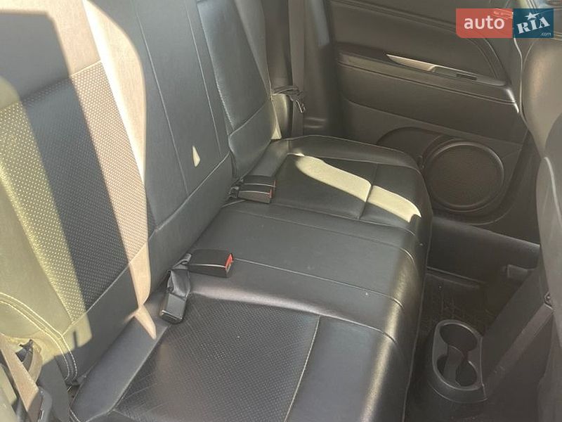 Внедорожник / Кроссовер Jeep Compass 2014 в Валках