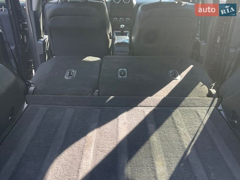 Внедорожник / Кроссовер Jeep Compass 2014 в Валках