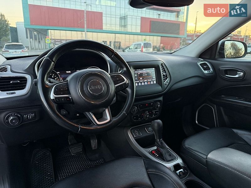 Позашляховик / Кросовер Jeep Compass 2017 в Тернополі
