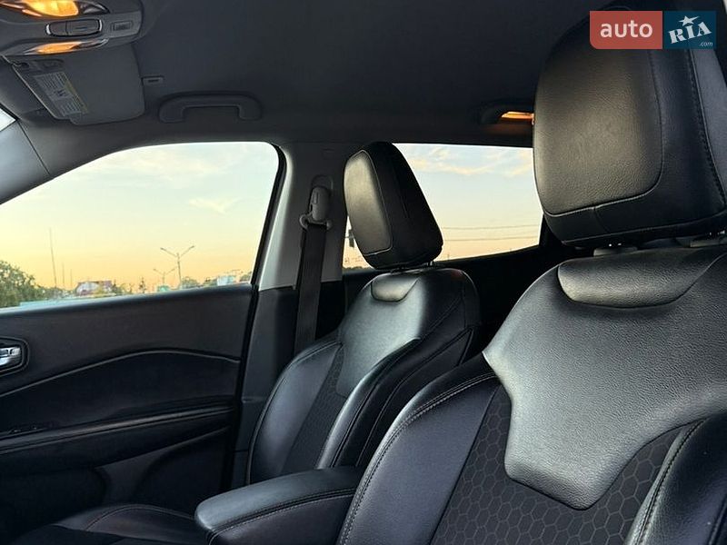 Позашляховик / Кросовер Jeep Compass 2017 в Тернополі