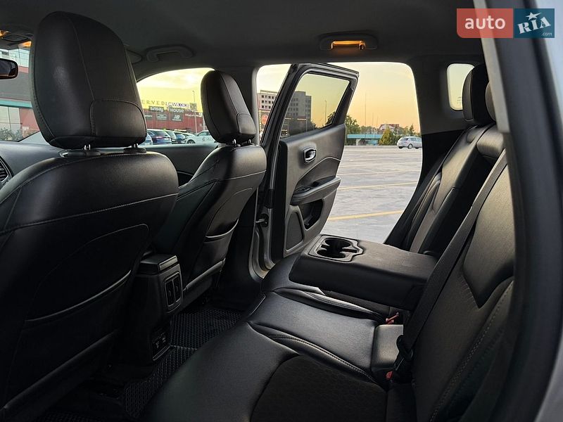 Позашляховик / Кросовер Jeep Compass 2017 в Тернополі
