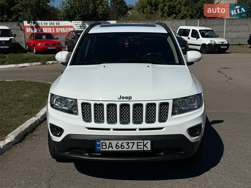 Внедорожник / Кроссовер Jeep Compass 2014 в Каменке