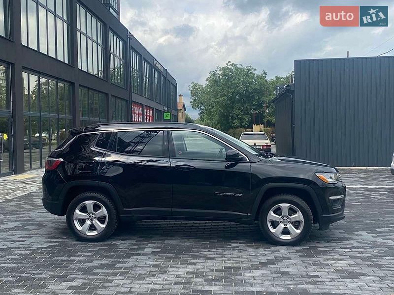 Позашляховик / Кросовер Jeep Compass 2017 в Полтаві