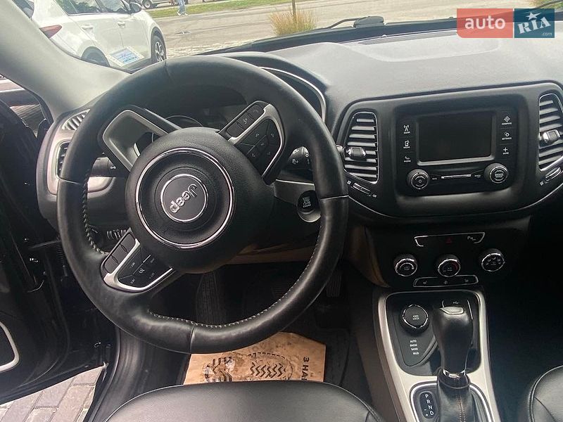 Позашляховик / Кросовер Jeep Compass 2017 в Полтаві