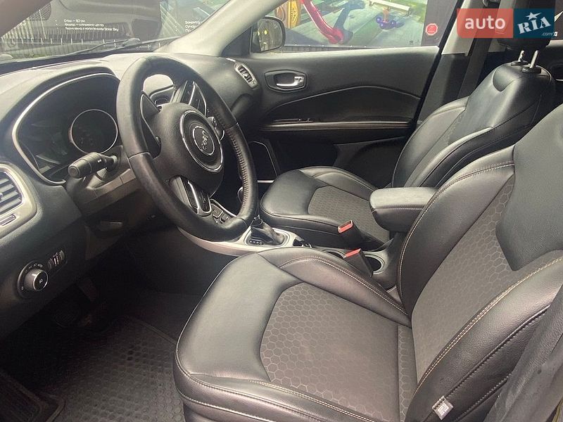 Позашляховик / Кросовер Jeep Compass 2017 в Полтаві