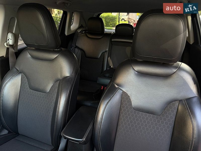 Позашляховик / Кросовер Jeep Compass 2017 в Києві