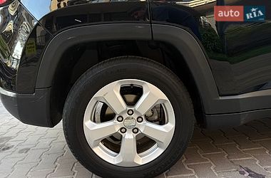 Позашляховик / Кросовер Jeep Compass 2017 в Києві
