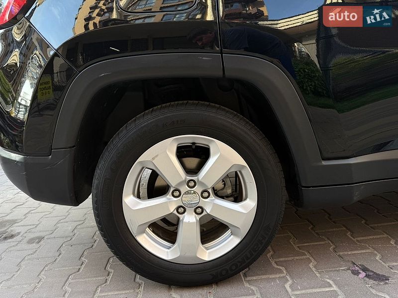 Позашляховик / Кросовер Jeep Compass 2017 в Києві