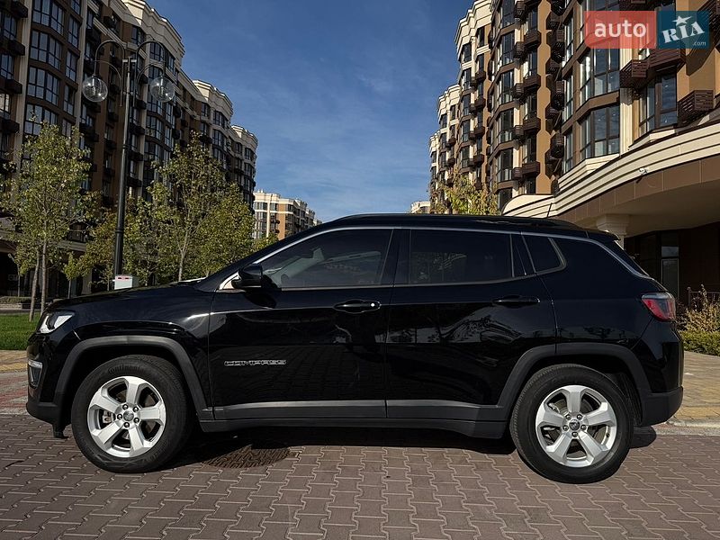 Позашляховик / Кросовер Jeep Compass 2017 в Києві