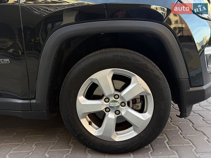 Позашляховик / Кросовер Jeep Compass 2017 в Києві
