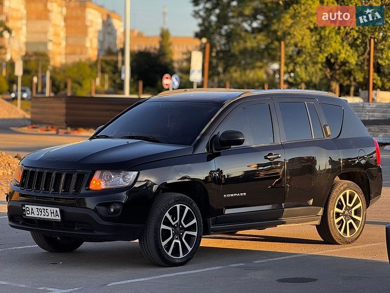 Внедорожник / Кроссовер Jeep Compass 2012 в Кропивницком