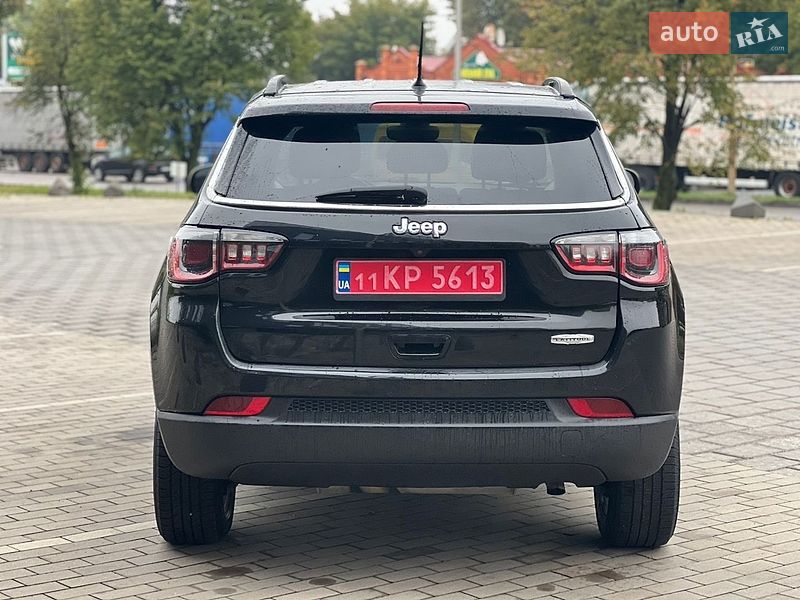 Позашляховик / Кросовер Jeep Compass 2017 в Рівному