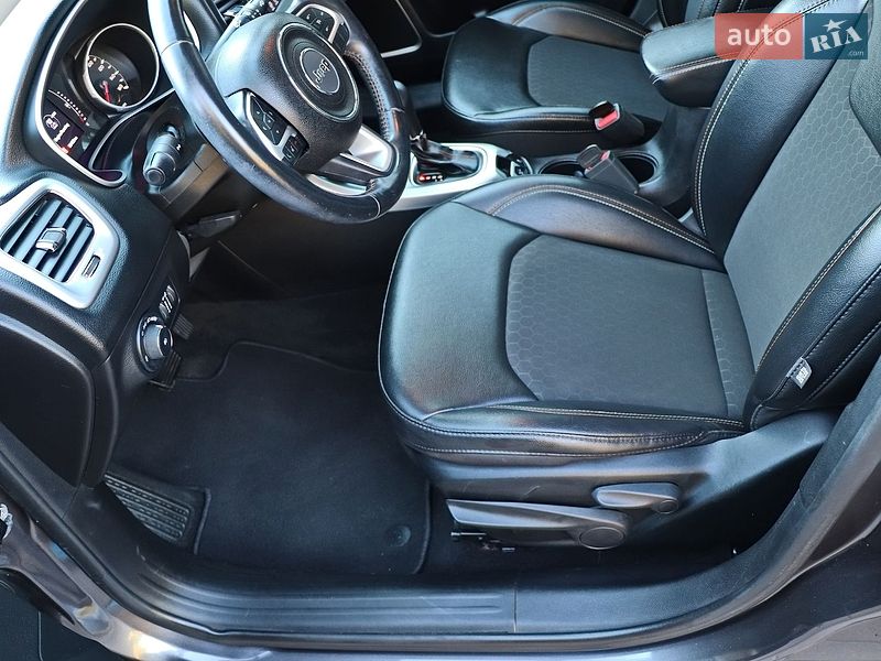 Внедорожник / Кроссовер Jeep Compass 2019 в Кременчуге