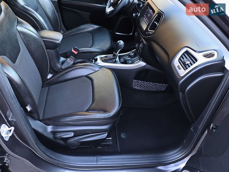 Внедорожник / Кроссовер Jeep Compass 2019 в Кременчуге