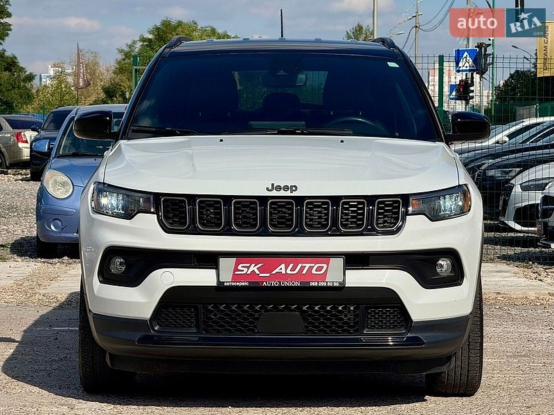 Внедорожник / Кроссовер Jeep Compass 2024 в Киеве