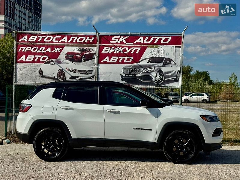 Внедорожник / Кроссовер Jeep Compass 2024 в Киеве