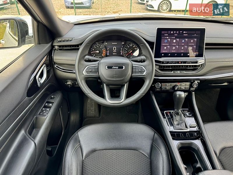 Внедорожник / Кроссовер Jeep Compass 2024 в Киеве