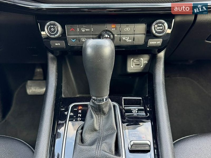 Внедорожник / Кроссовер Jeep Compass 2024 в Киеве